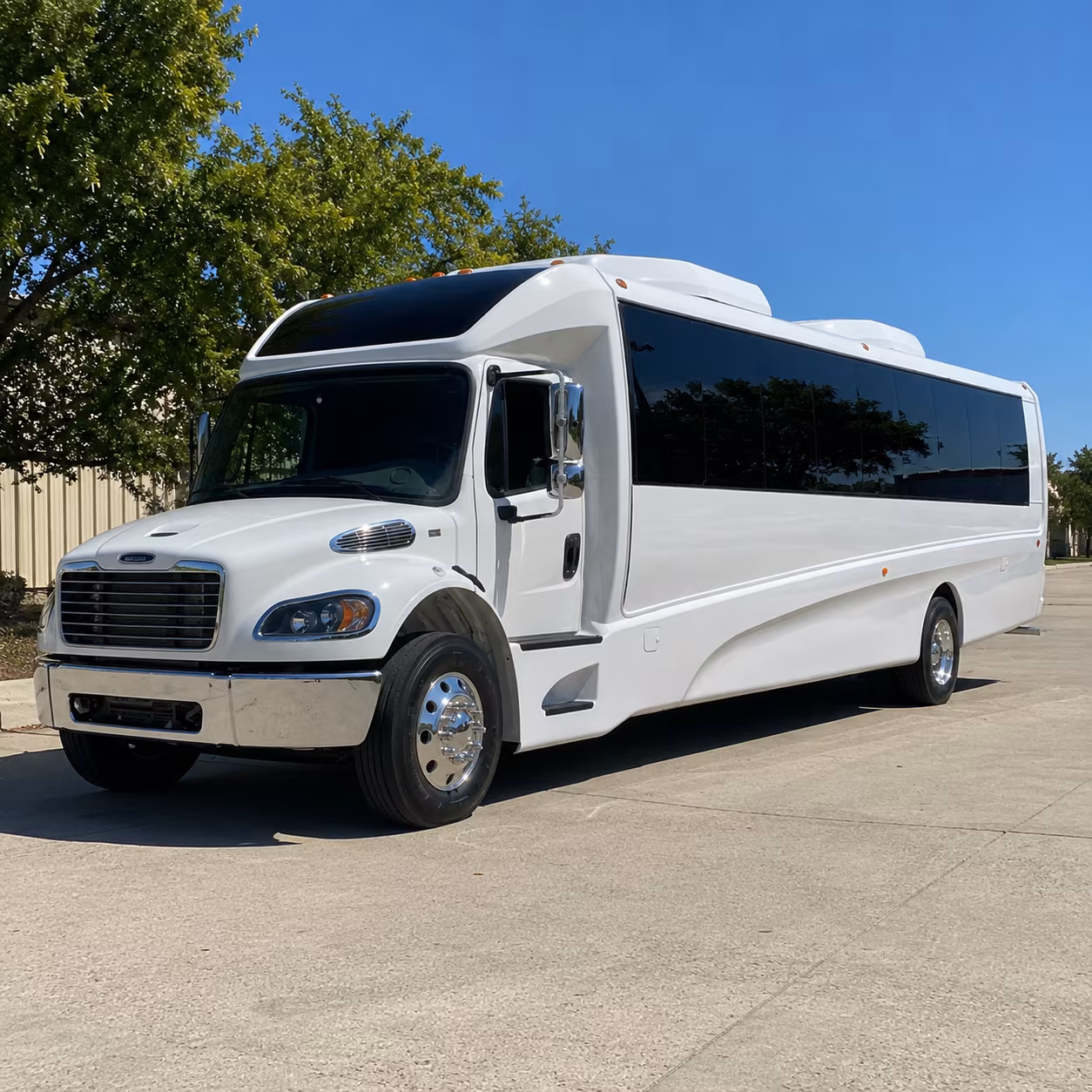 alhambra 18 passenger minibus