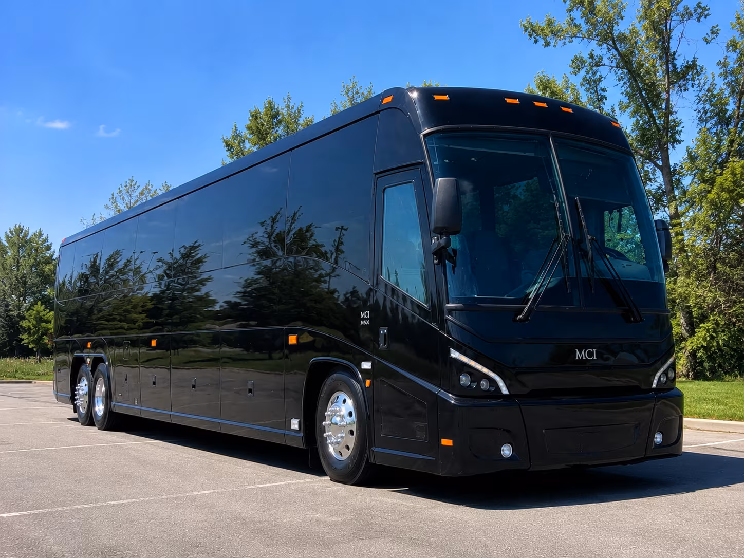charter buses to the los angeles convention center and nearby venues