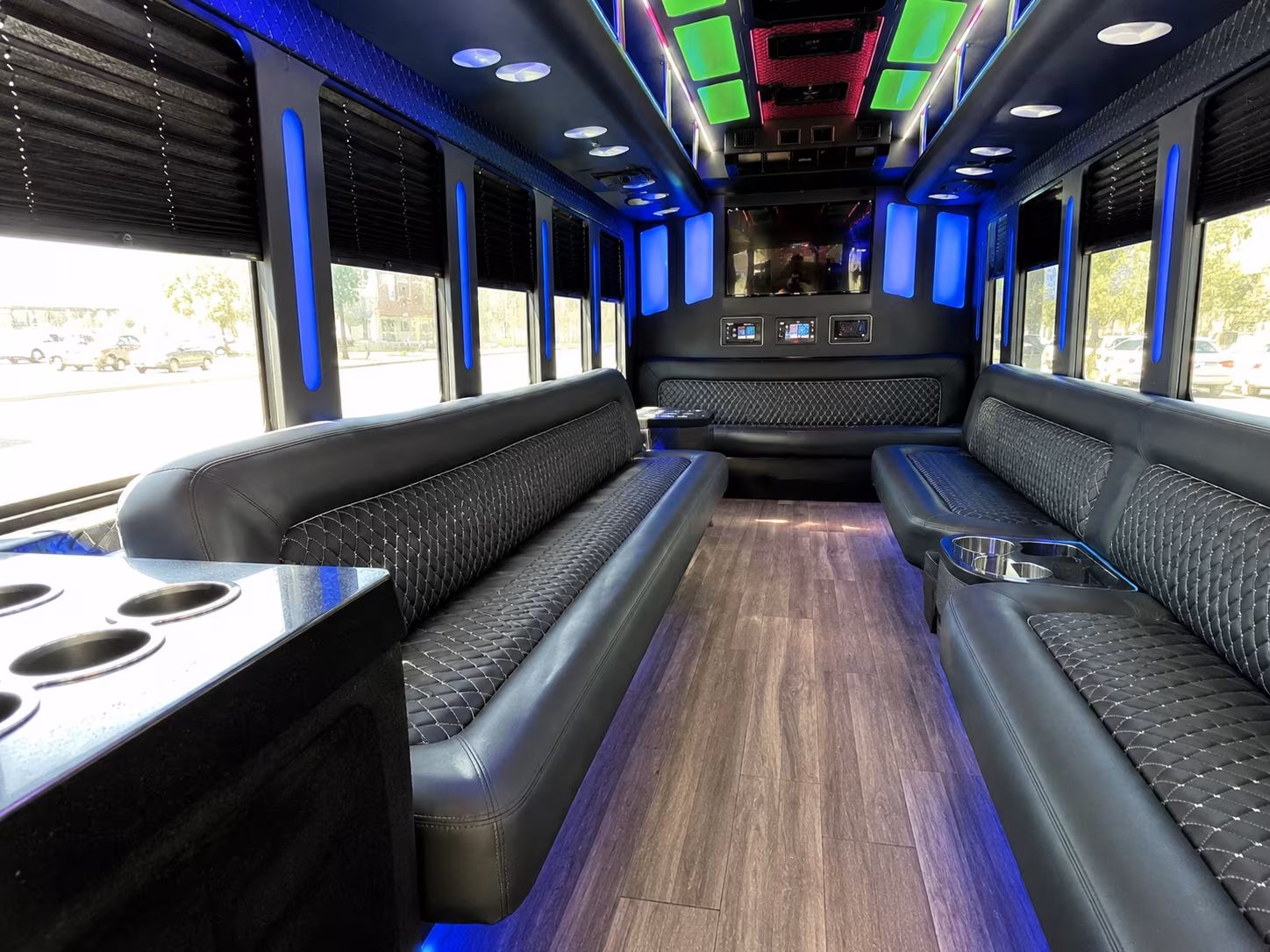 hotel and conference center airport shuttle buses in alhambra