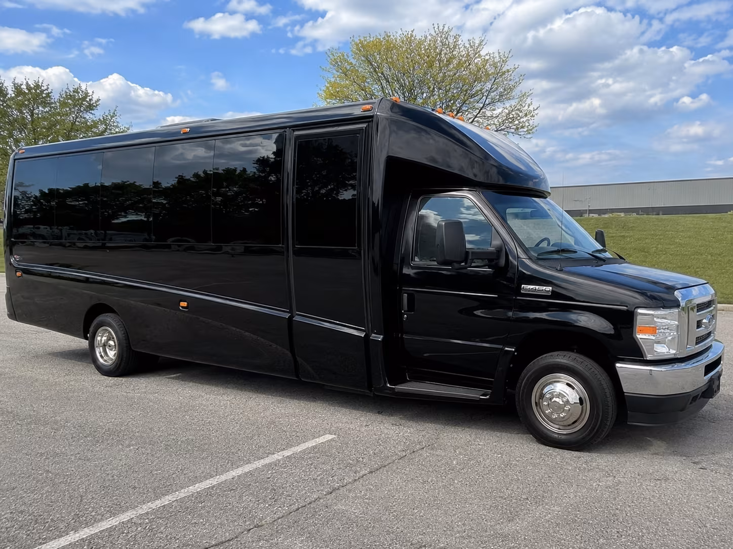 minibus rentals to smaller la venues and club level concert