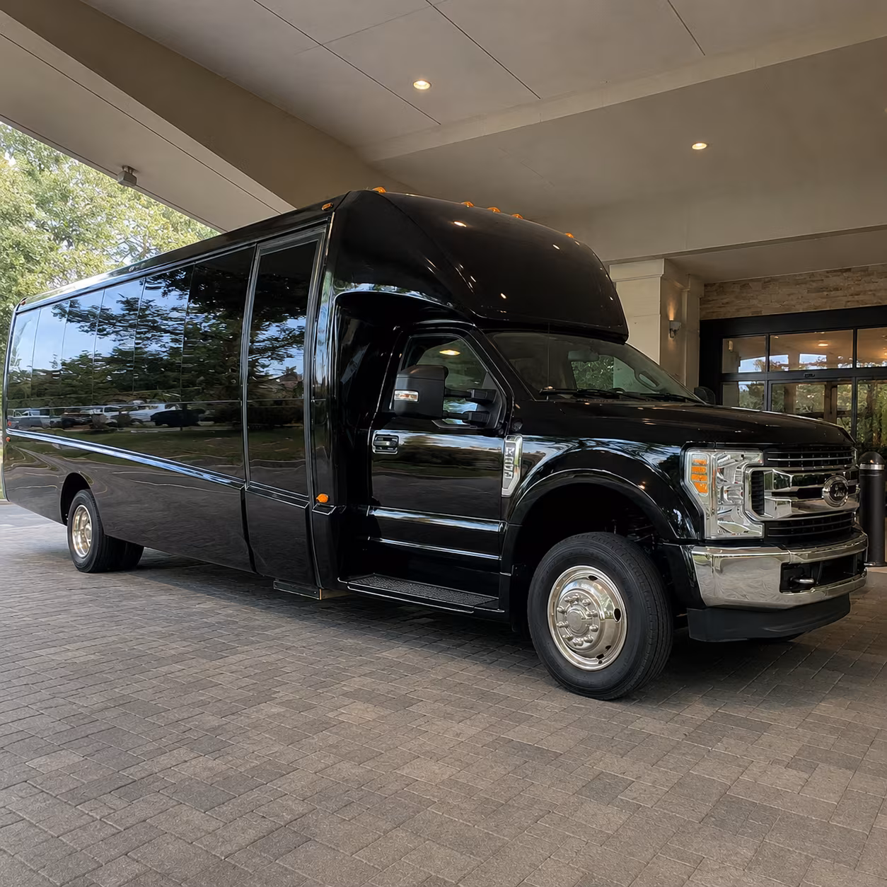 minibuses for executive meetings and corporate runs across the san gabriel valley