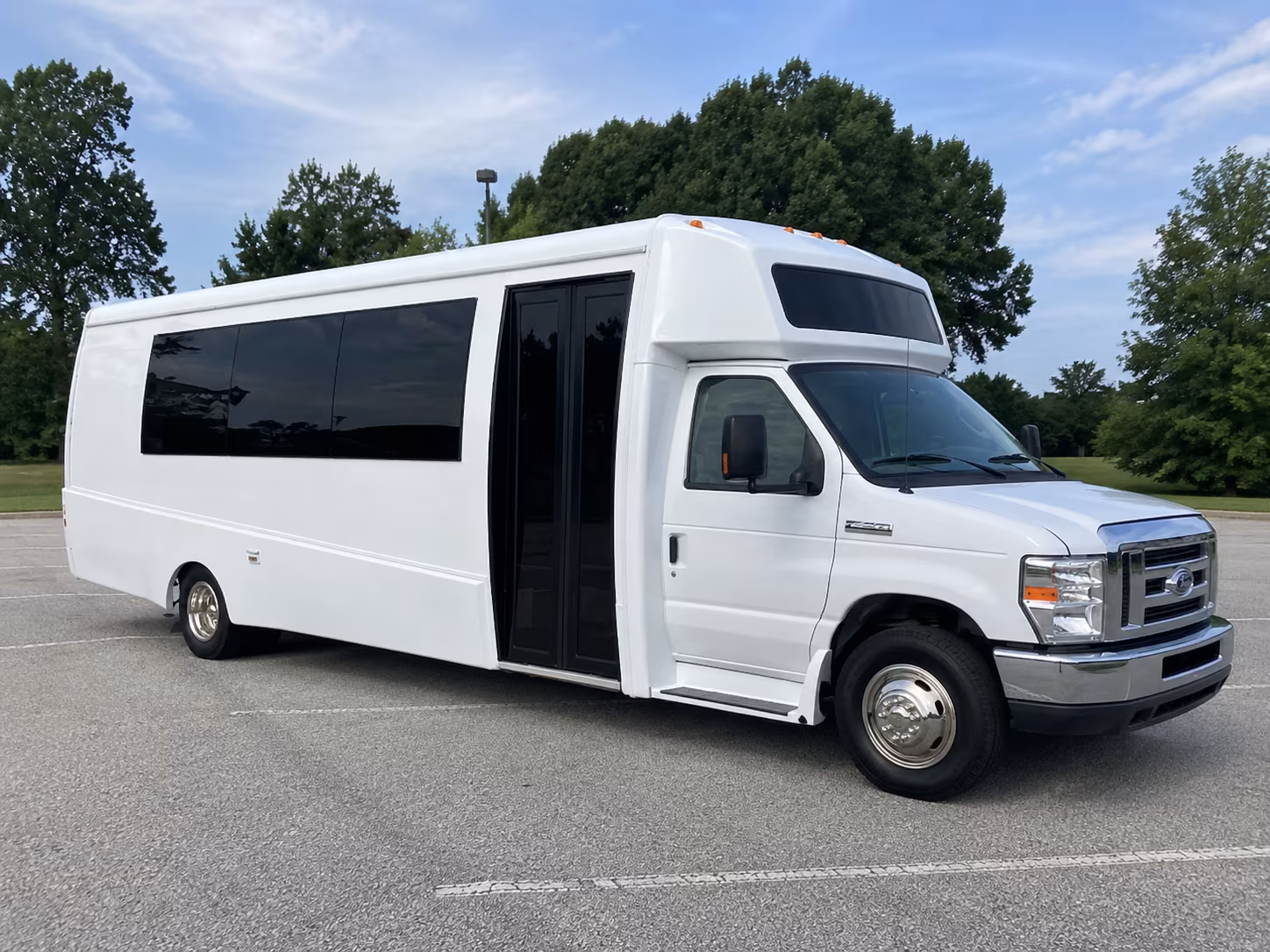 quinceanera and sweet 16 party buses that run on your schedule